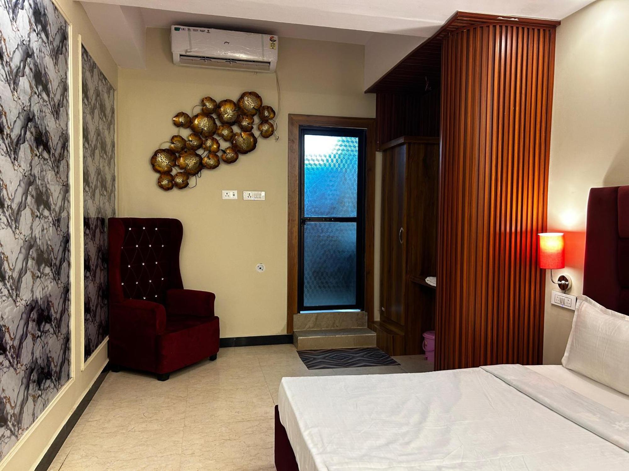 Hotels7Apple Mahoba 外观 照片