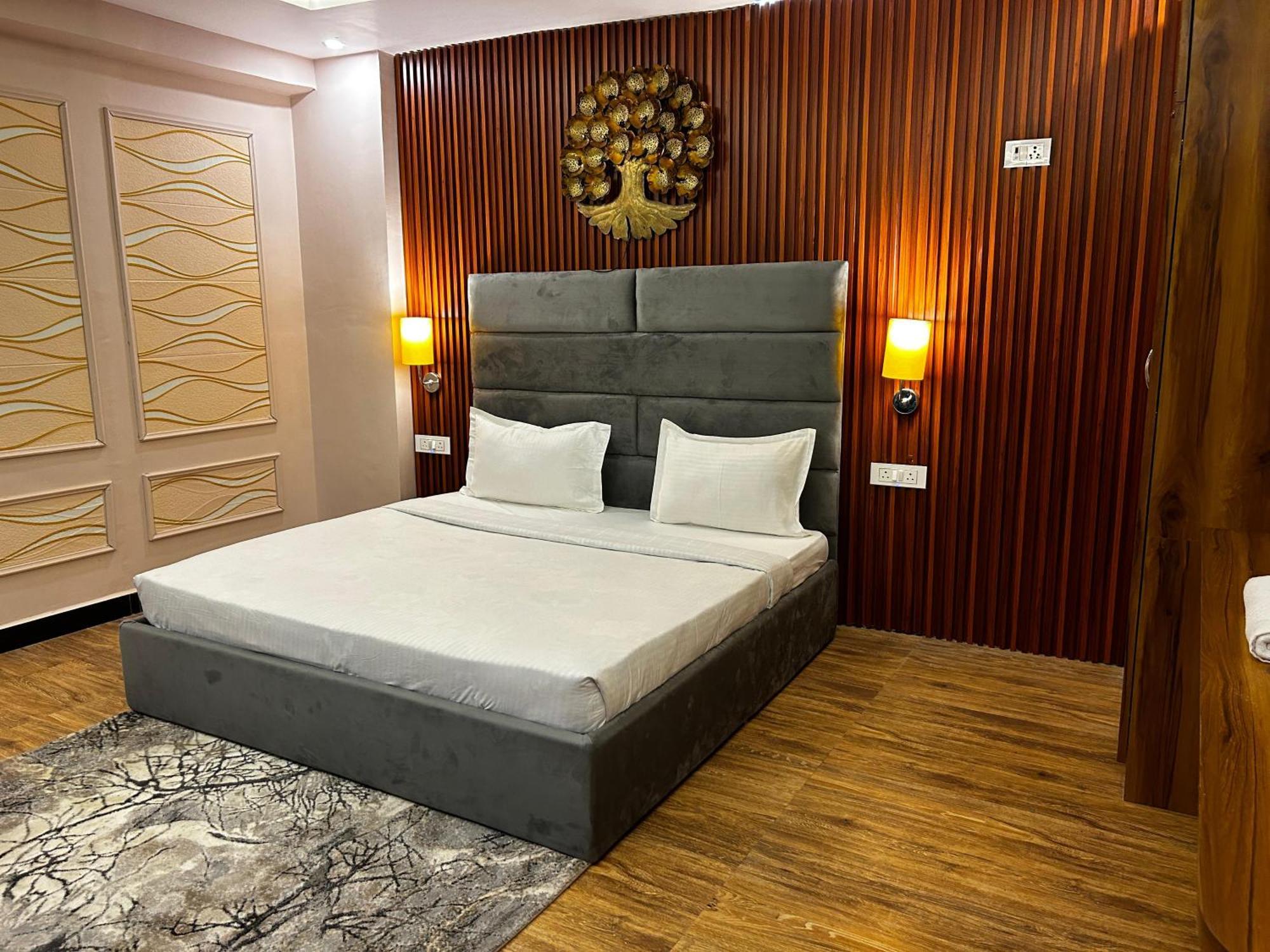 Hotels7Apple Mahoba 外观 照片